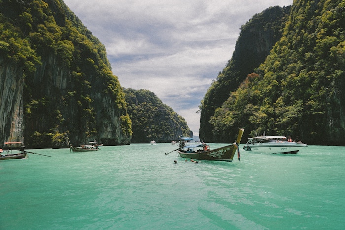 living on a sailboat in thailand